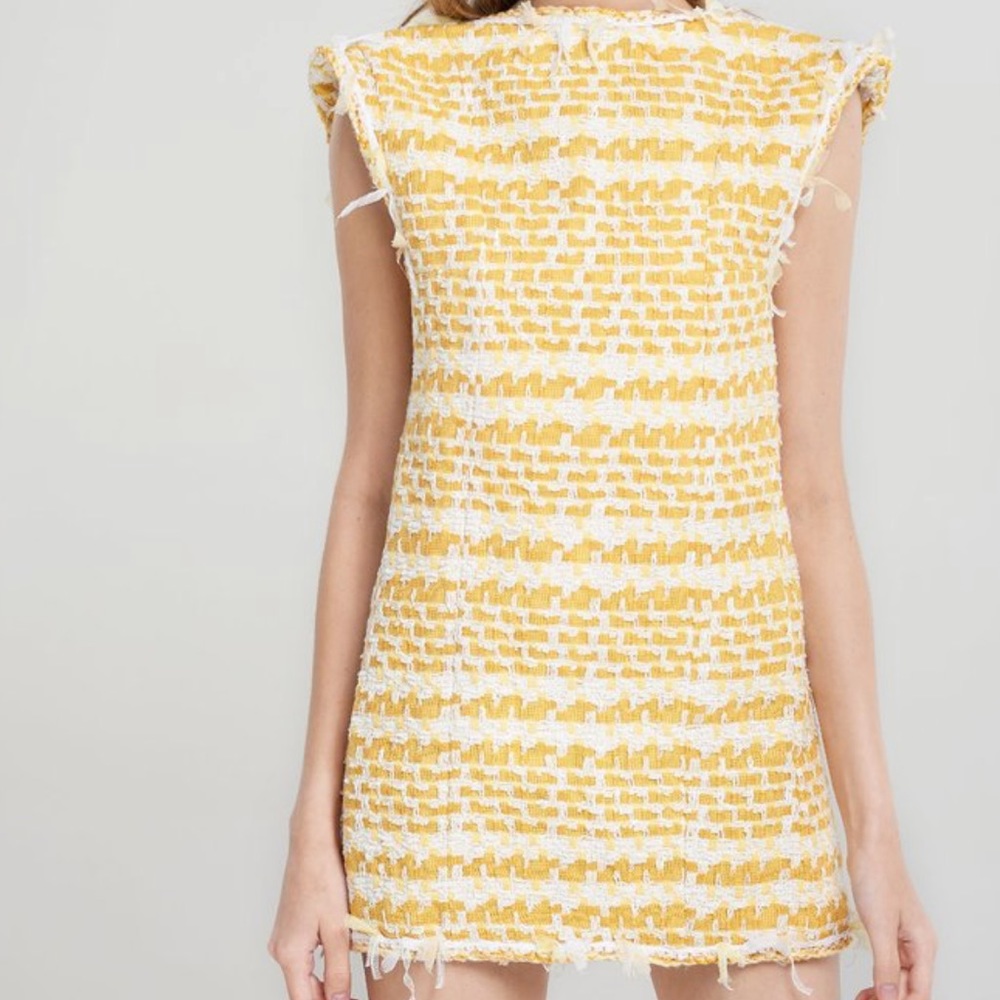 ✨ISO Yellow Storets Tweed dress!✨